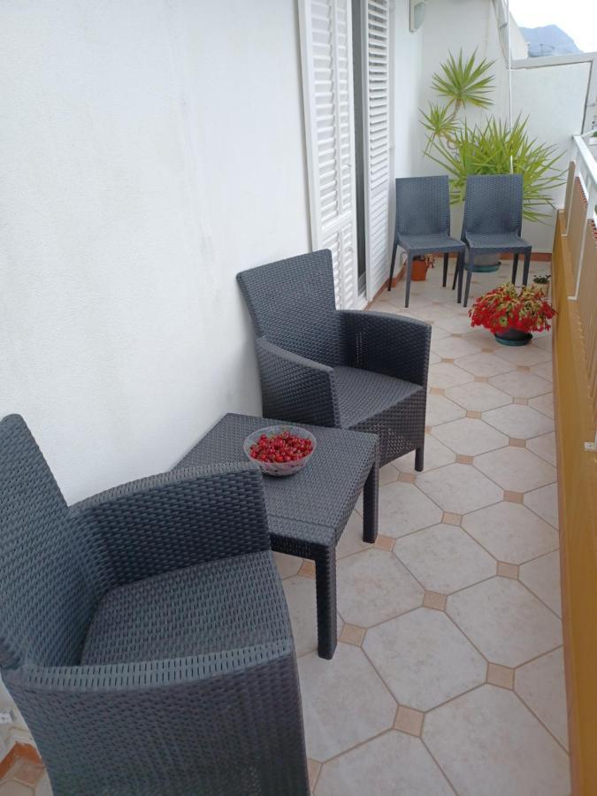 Appartamento Apartman Sunce Makarska Esterno foto